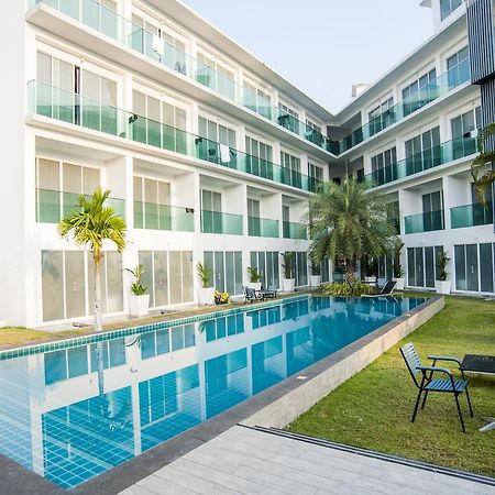 Cozy Resort, A Boutique Hotel Паттайя Экстерьер фото