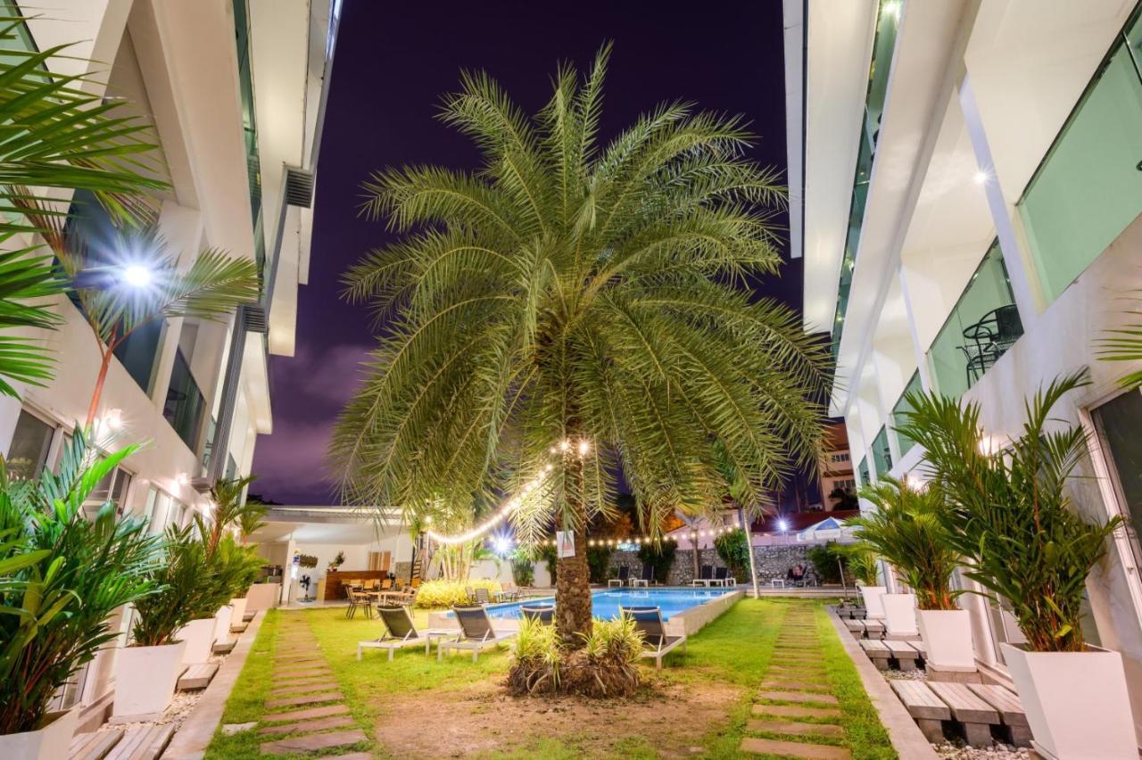 Cozy Resort, A Boutique Hotel Паттайя Экстерьер фото