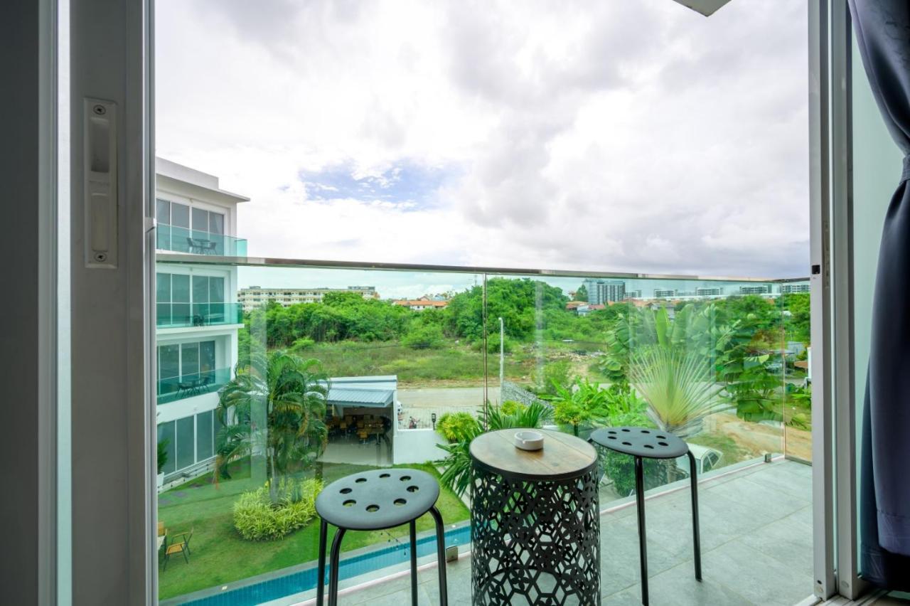 Cozy Resort, A Boutique Hotel Паттайя Экстерьер фото